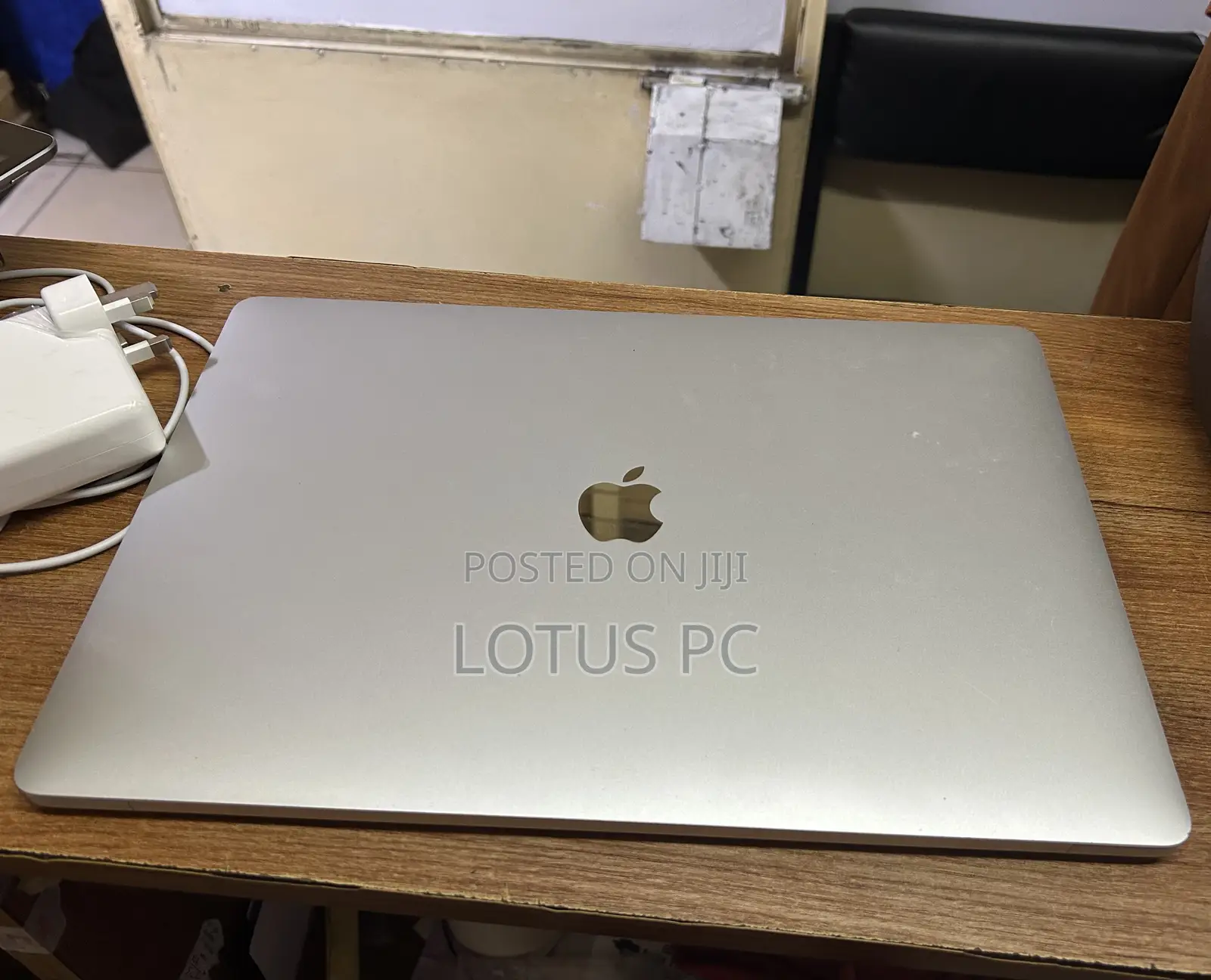 Laptop Apple MacBook Pro 2017 16GB Intel Core i7 SSD 512GB