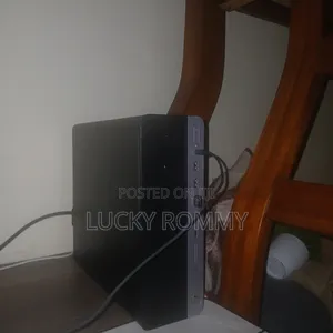 New Desktop Computer HP EliteDesk 705 8GB AMD Ryzen 5 SSD 256GB