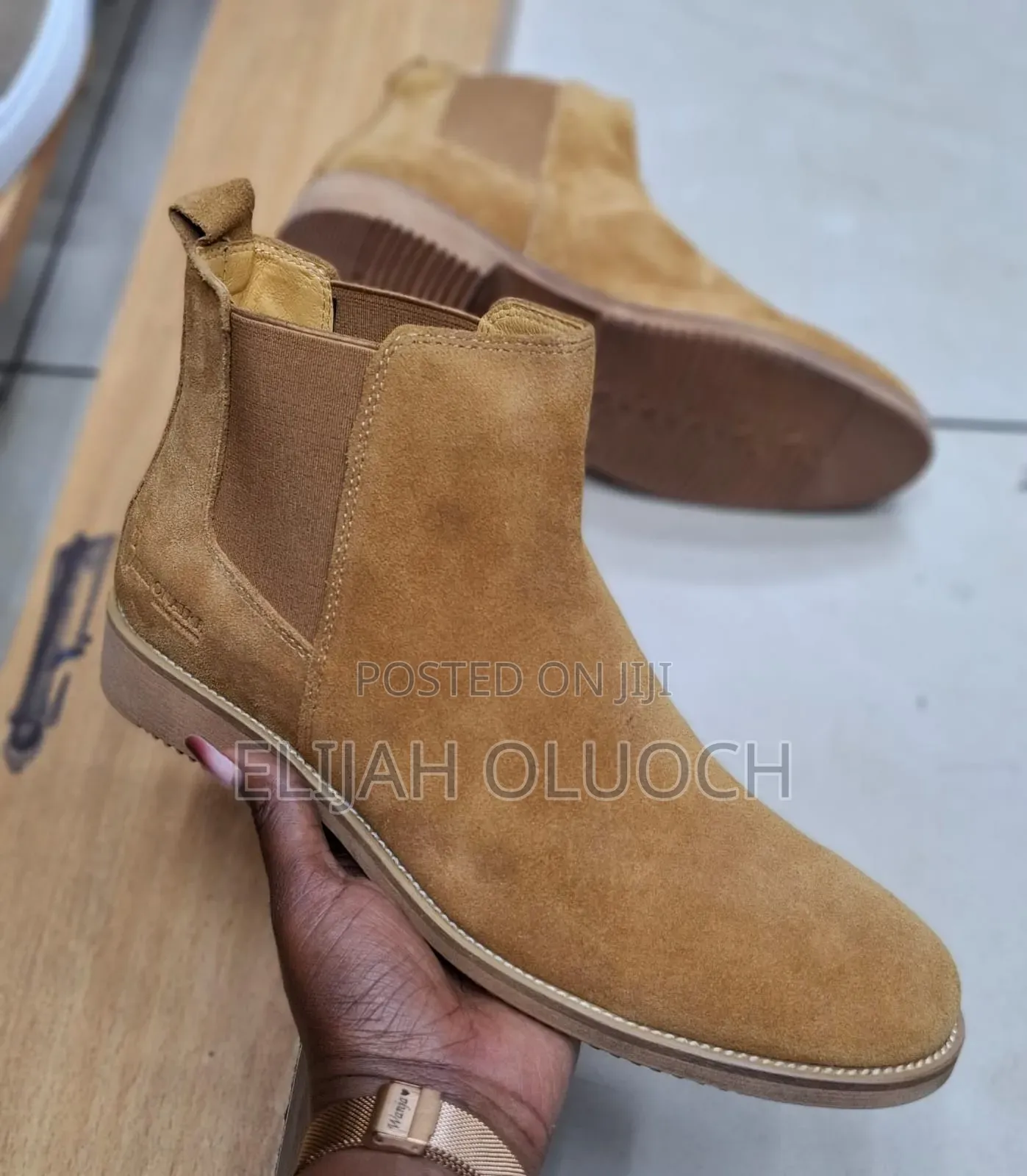 Brown Sued Chelsea Boots Billionaire