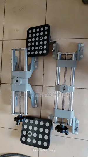 High Quality Wheel Alignment Spare Clamps Brand New for Sale.