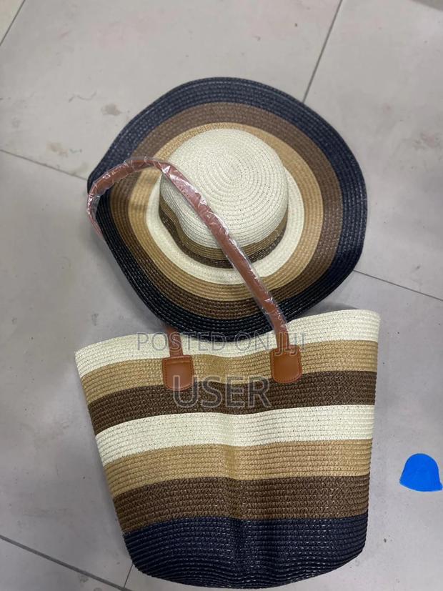 Beach Lady Bag With Matching Hats - main view