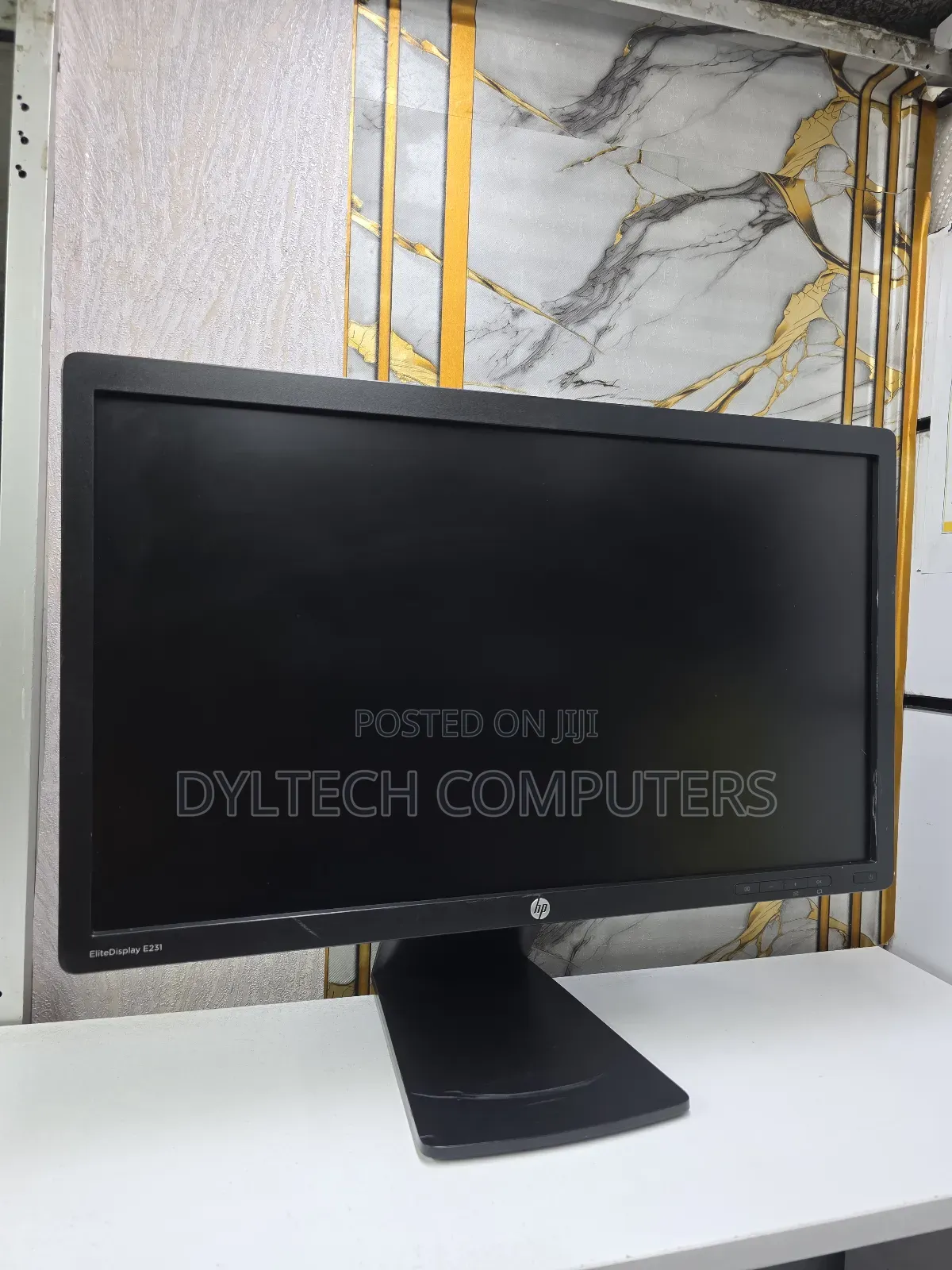 Hp 23 Inches Framed Monitor 1920 by 1080 FHD