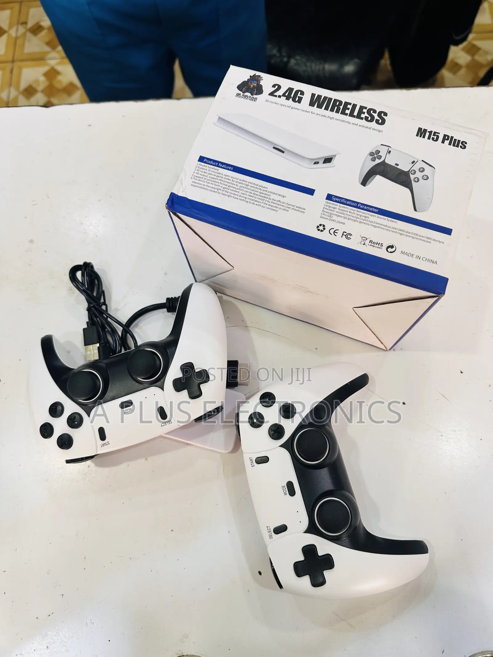 Super M15 Gamestick With Dual Controllers
