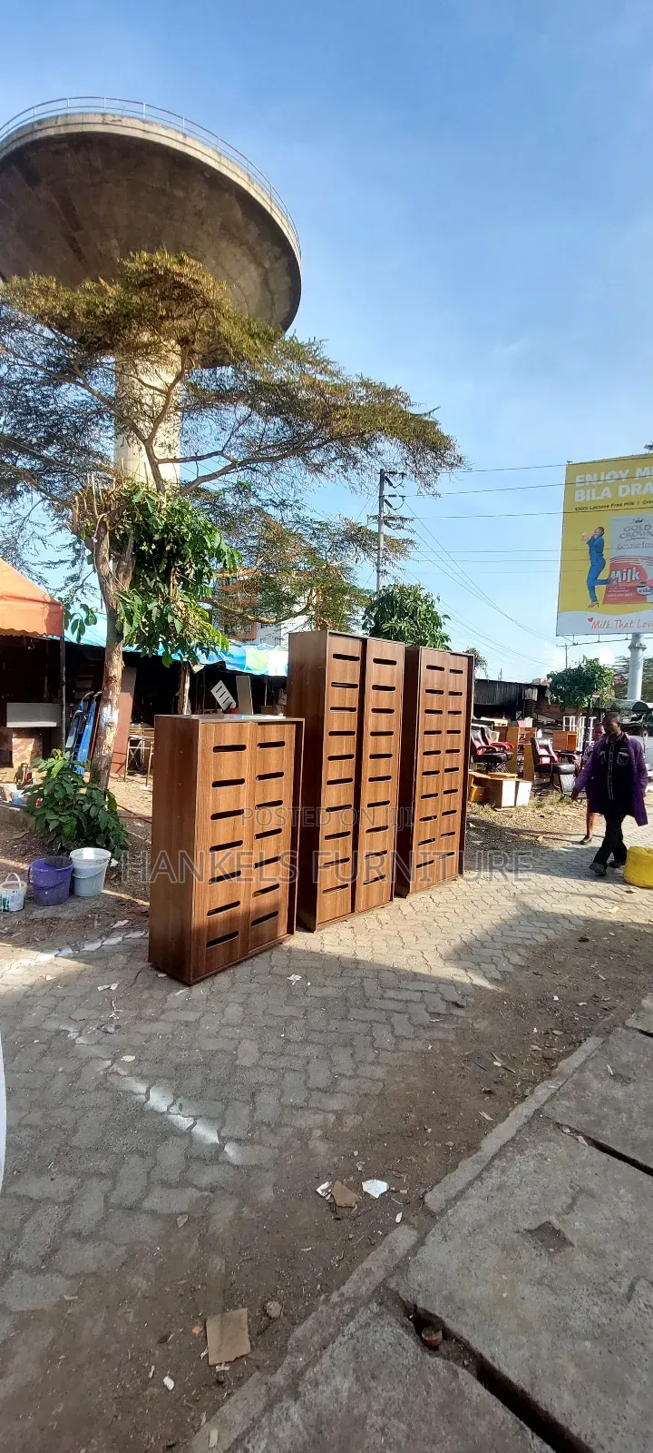 Urban Style Shoe Rack With Hinged Doors