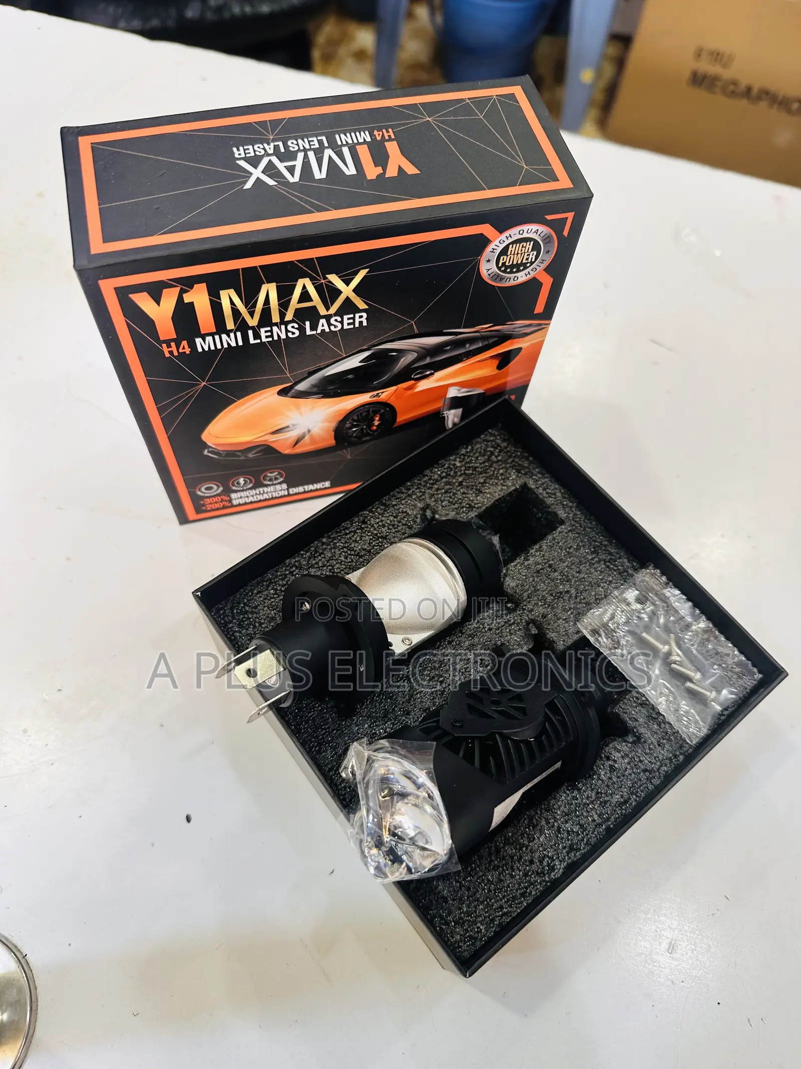 Y1 H4 Mini Led Projector – Clear White Headlight Upgrade