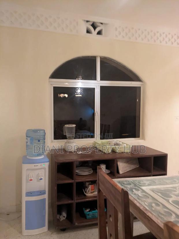 Furnished 4bdrm House in Jacaranda Area, Diani for rent - thumbnail 4