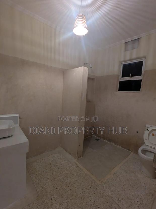 Furnished 4bdrm House in Jacaranda Area, Diani for rent - thumbnail 14