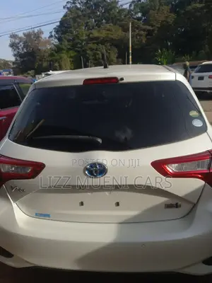 Toyota Vitz 2018 White