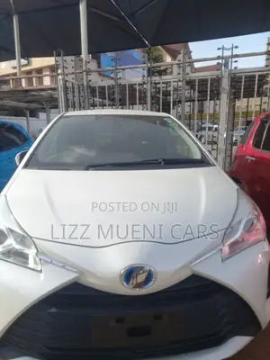 Toyota Vitz 2018 White