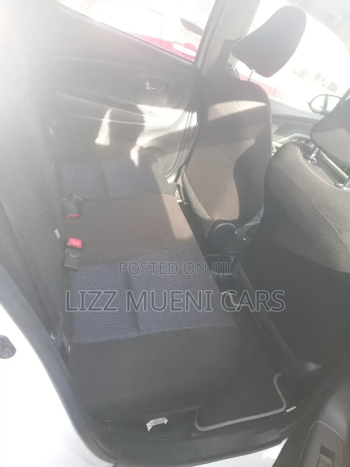 Toyota Vitz 2018 White