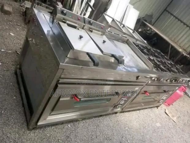 Customised Commercial Cooker With Oven - main view