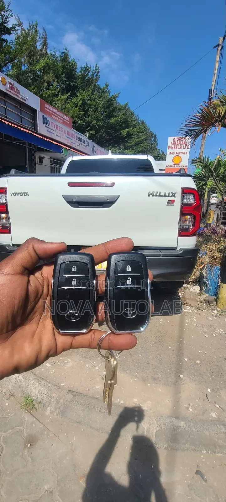 Toyota Hilux(Gun) Keys