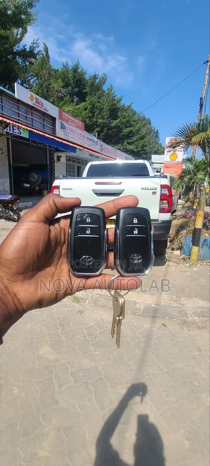 Toyota Hilux(Gun) Keys