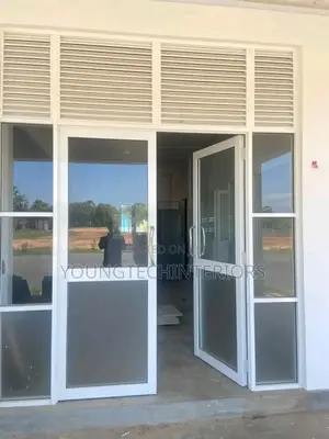 Aluminium, MDF and Glass Partition With Loovers