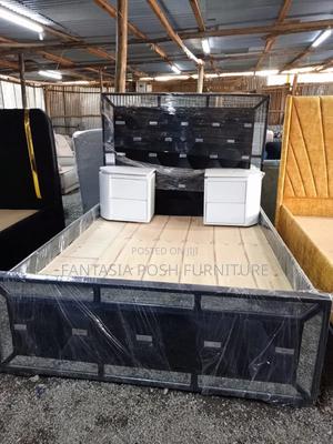 5x6 Black Geometric Panel Bed With 2 Sideboxes - thumbnail 2