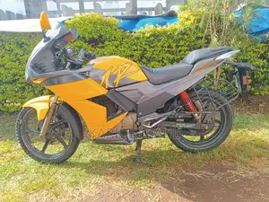 Hero Karizma ZMR 2017 Yellow
