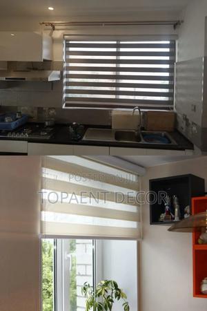 Style That Means Business , Horizontal Office Window Blinds - main view