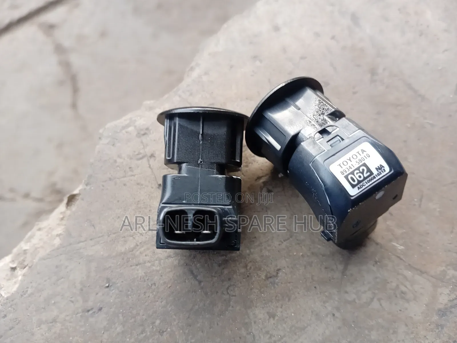Toyota Alphard Old Model Bumper. Sensor