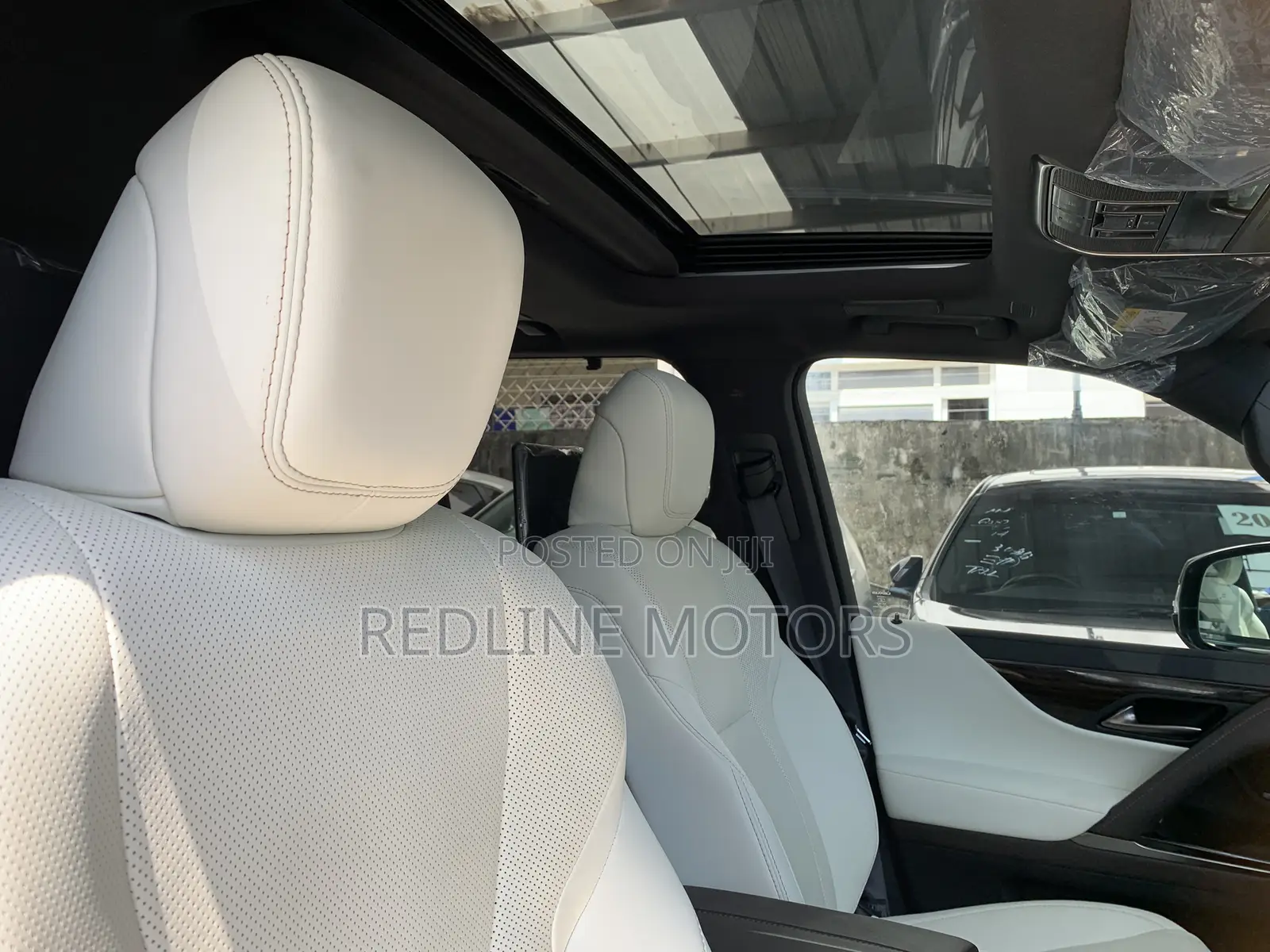Lexus LX LX 600 2023 Silver