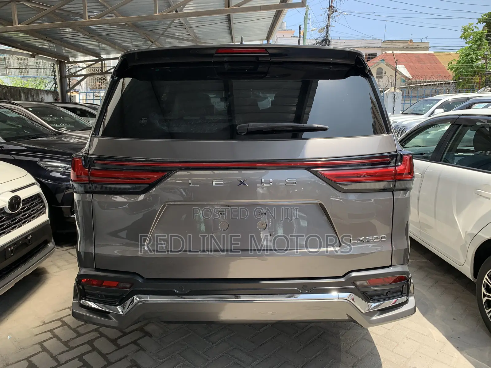 Lexus LX LX 600 2023 Silver