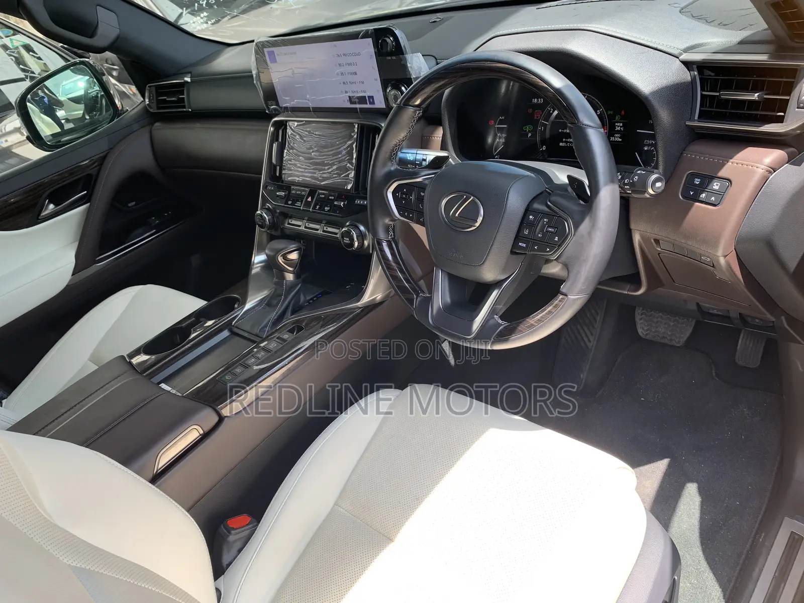 Lexus LX LX 600 2023 Silver