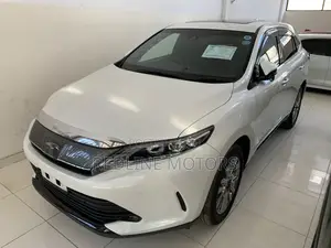 Toyota Harrier 2.0 4WD 2018 Pearl