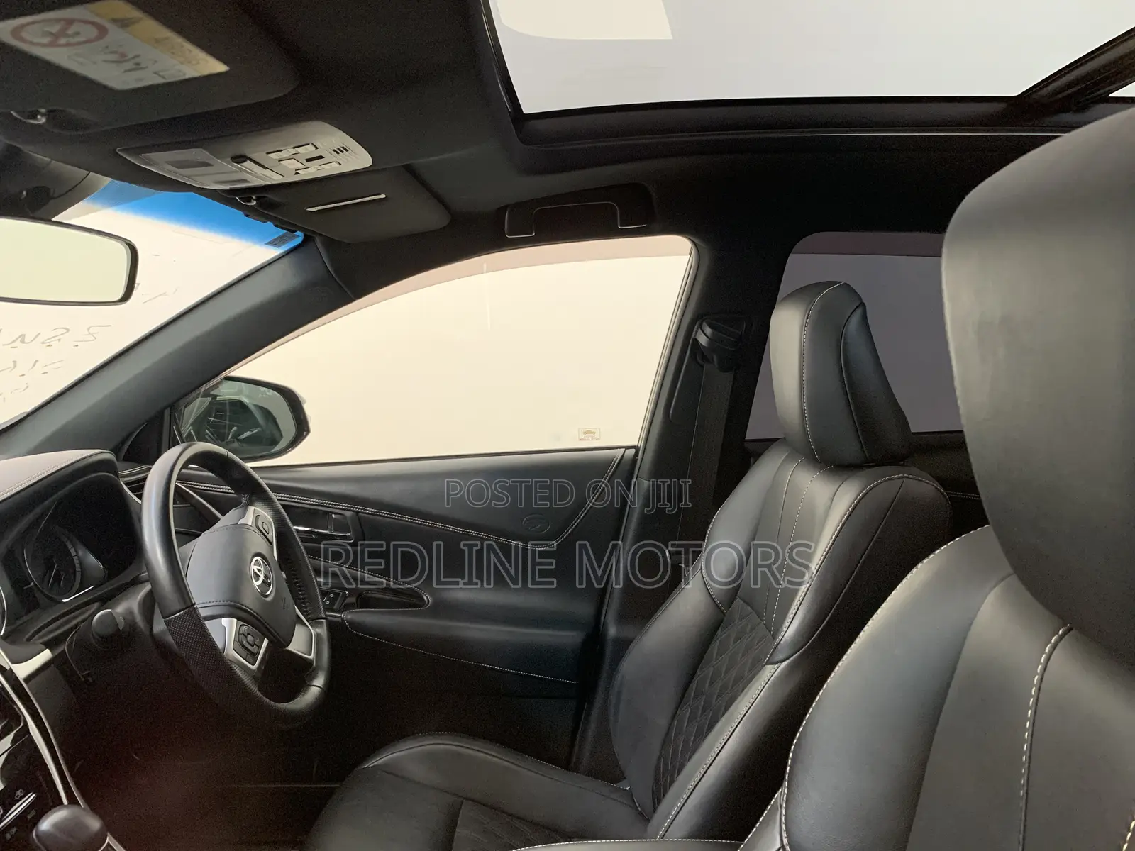 Toyota Harrier 2.0 4WD 2018 Pearl