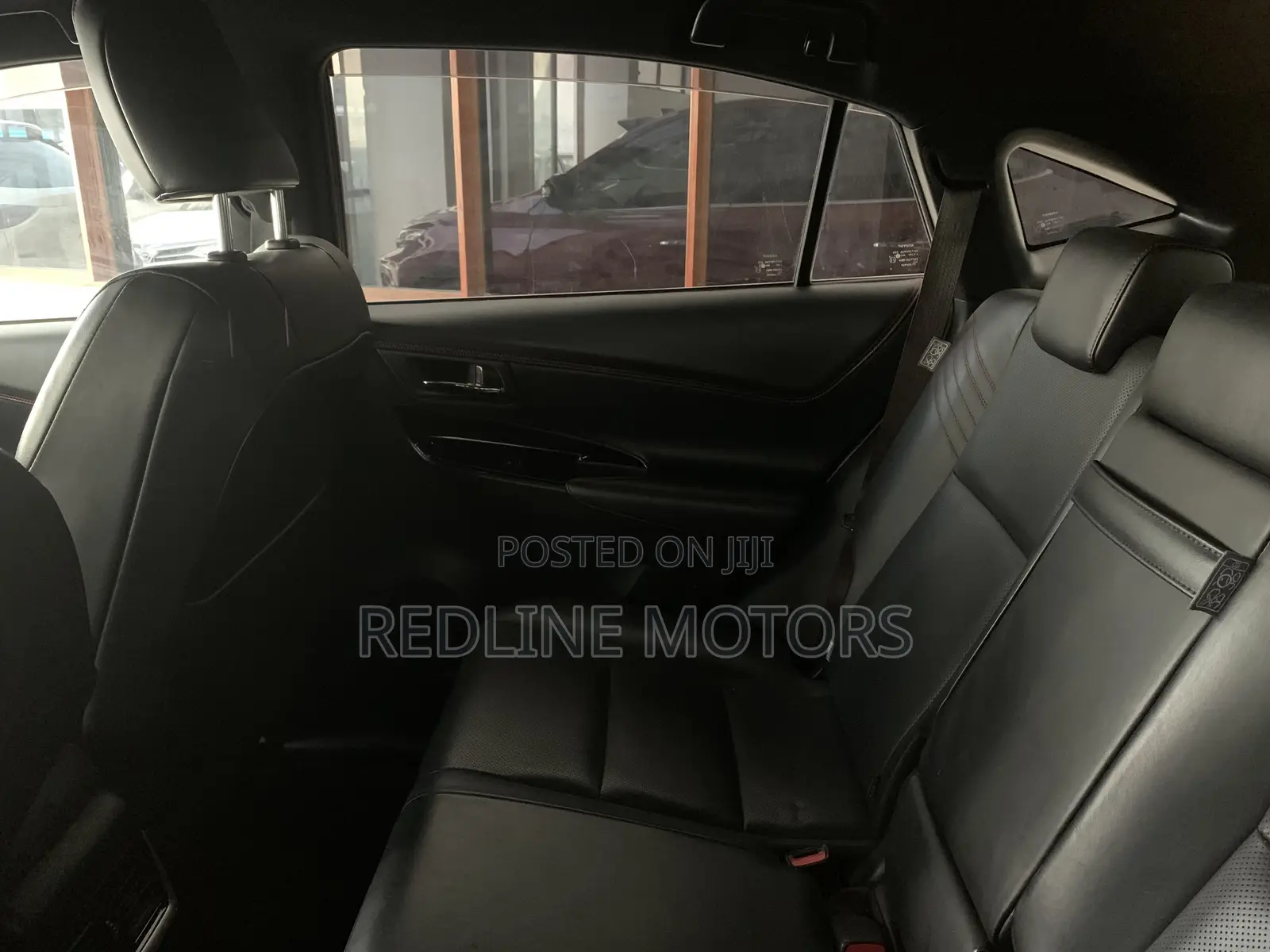 Toyota Harrier 2.0 4WD 2018 Maroon