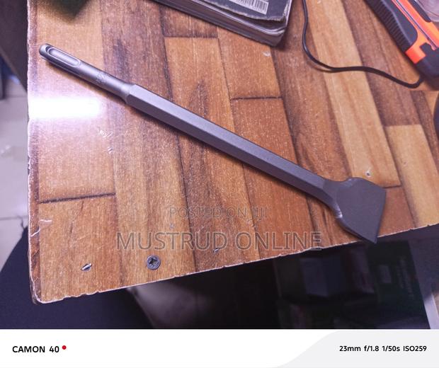 Heavy Duty Flat Chisel