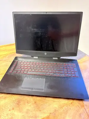 Laptop HP Pavilion 17 24GB Intel Core i5 SSD 512GB
