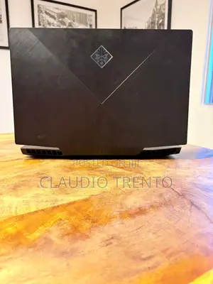 Laptop HP Pavilion 17 24GB Intel Core i5 SSD 512GB