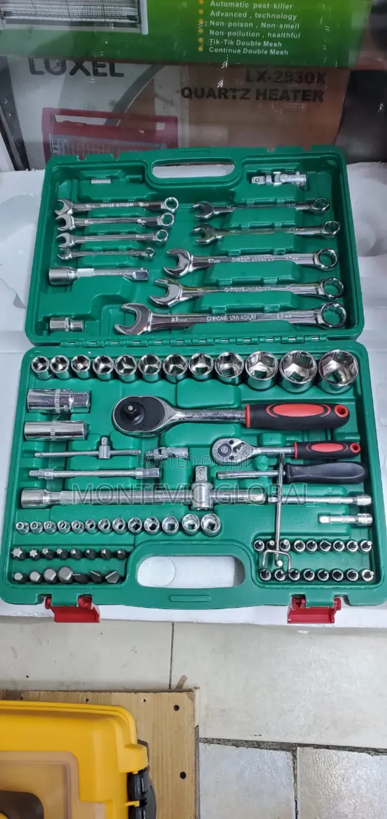 82 Pcs Socket Wrench