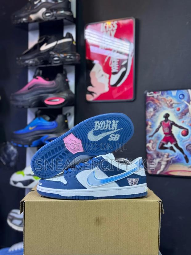 Nike Low Dunk Born and Raised 'One Block' - thumbnail 3