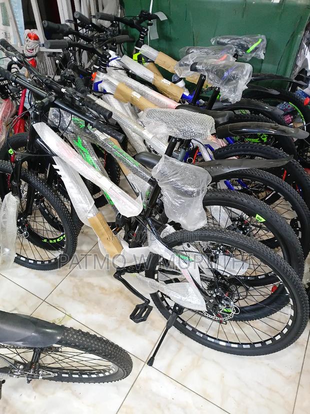 Adult Bikes/Mountain Bikes Size 26 - thumbnail 3