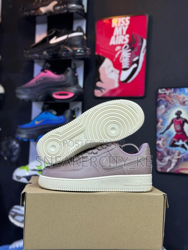 Choco/White Custom Airforce 1 - main view