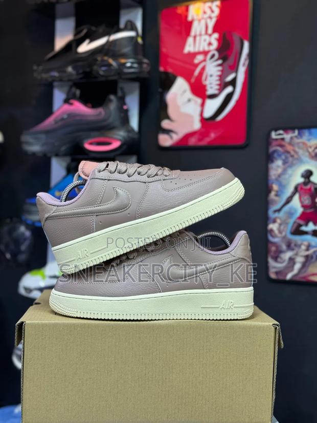 Choco/White Custom Airforce 1 - thumbnail 3
