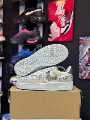 Tanbling Airforce 1