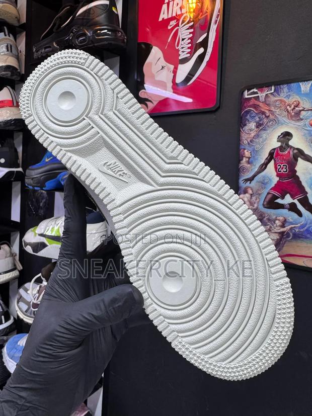 Tanbling Airforce 1 - thumbnail 6