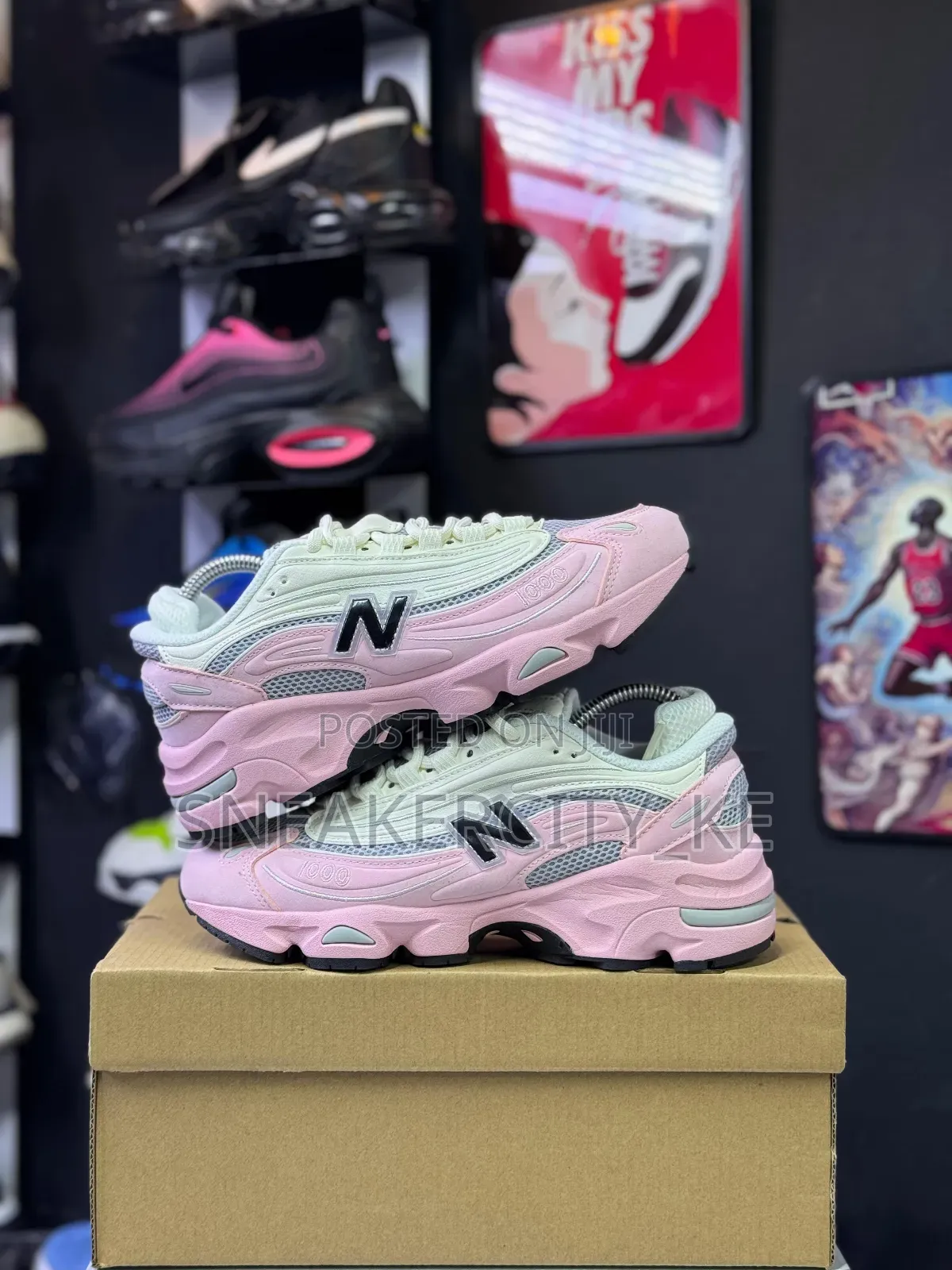 New Balance 1000 Light Pink