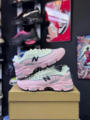 New Balance 1000 Light Pink - thumbnail 2