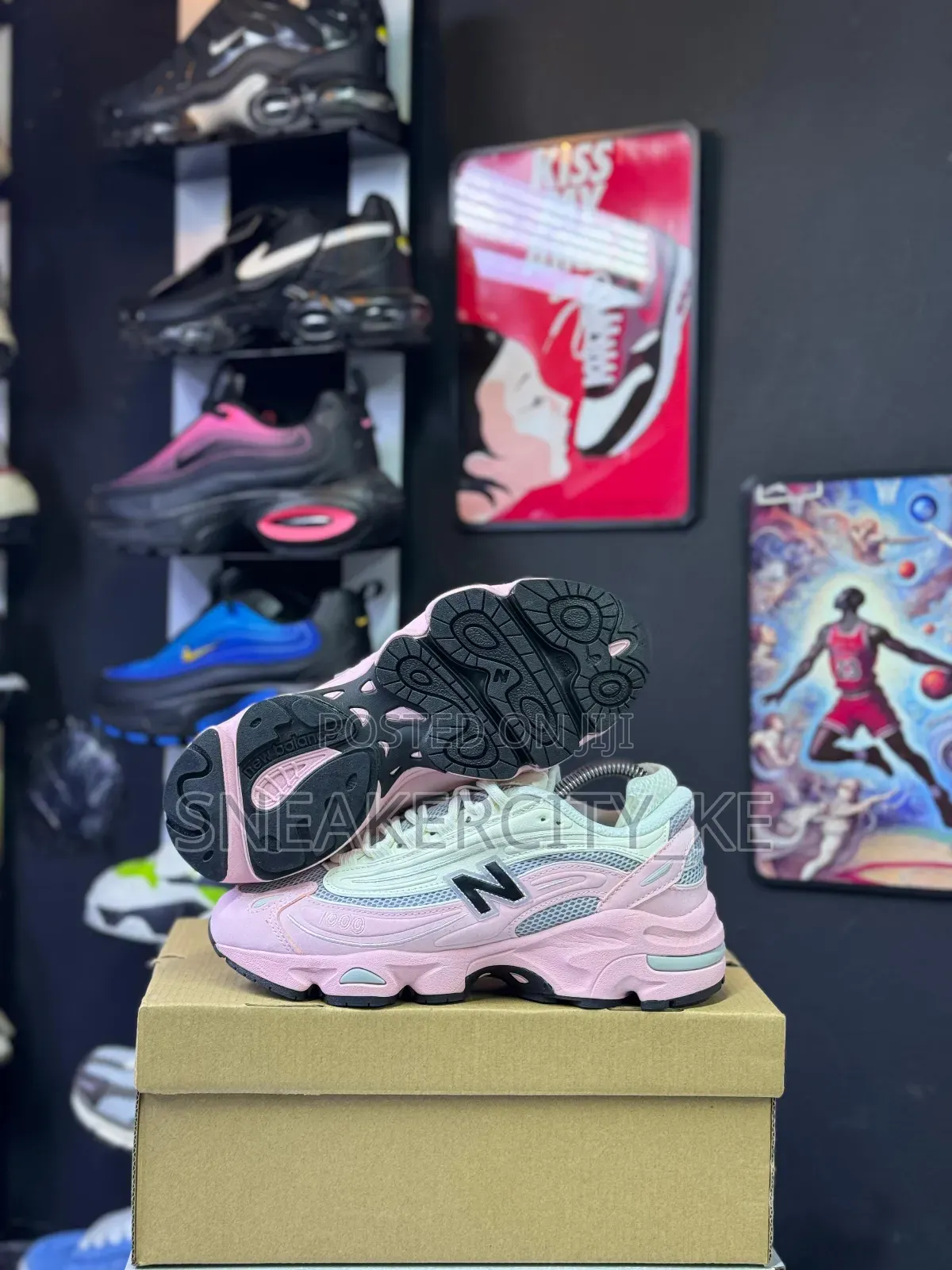 New Balance 1000 Light Pink