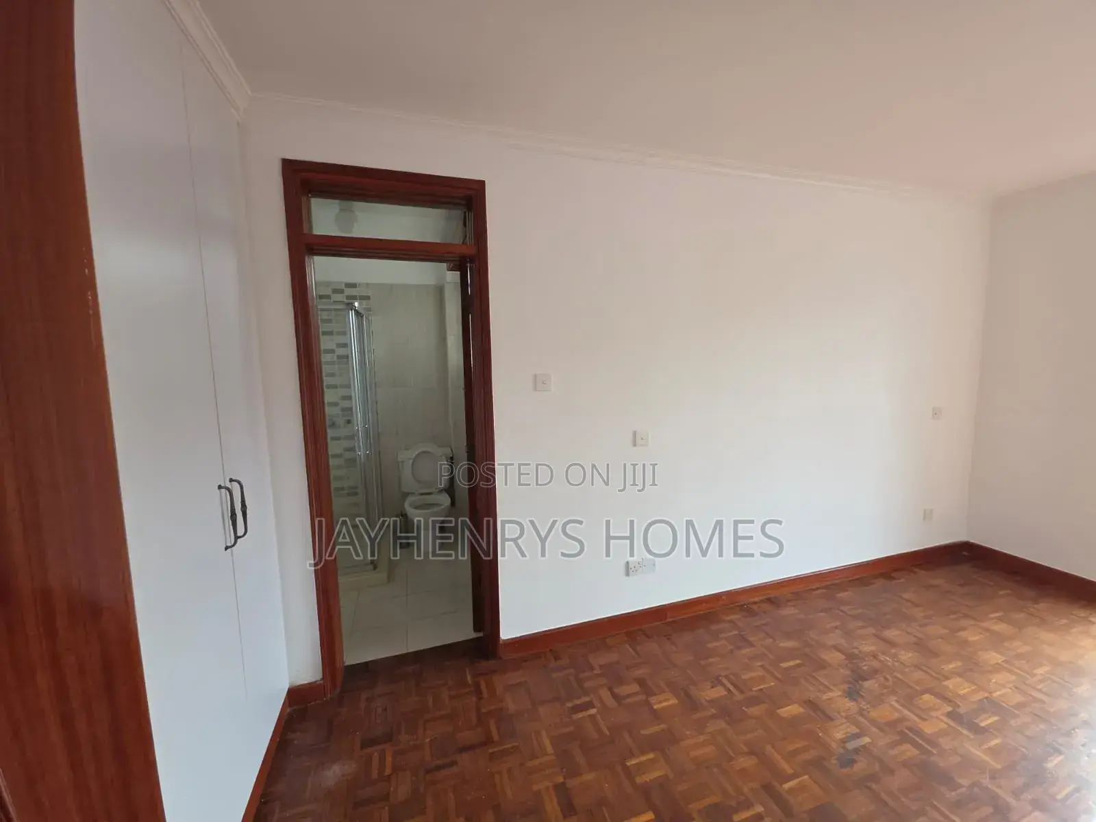 4bdrm House in Rosslyn for sale