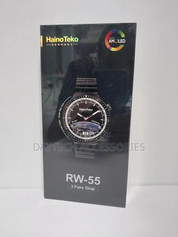The Haino Teko Rw-55 Smartwatch.
