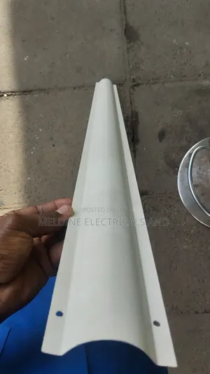 Metallic Floor Trunking 8ft