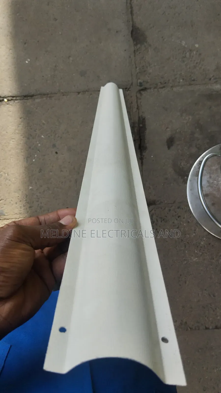 Metallic Floor Trunking 8ft