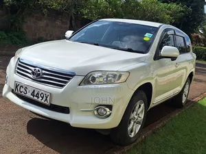 Toyota Vanguard 2012 Pearl