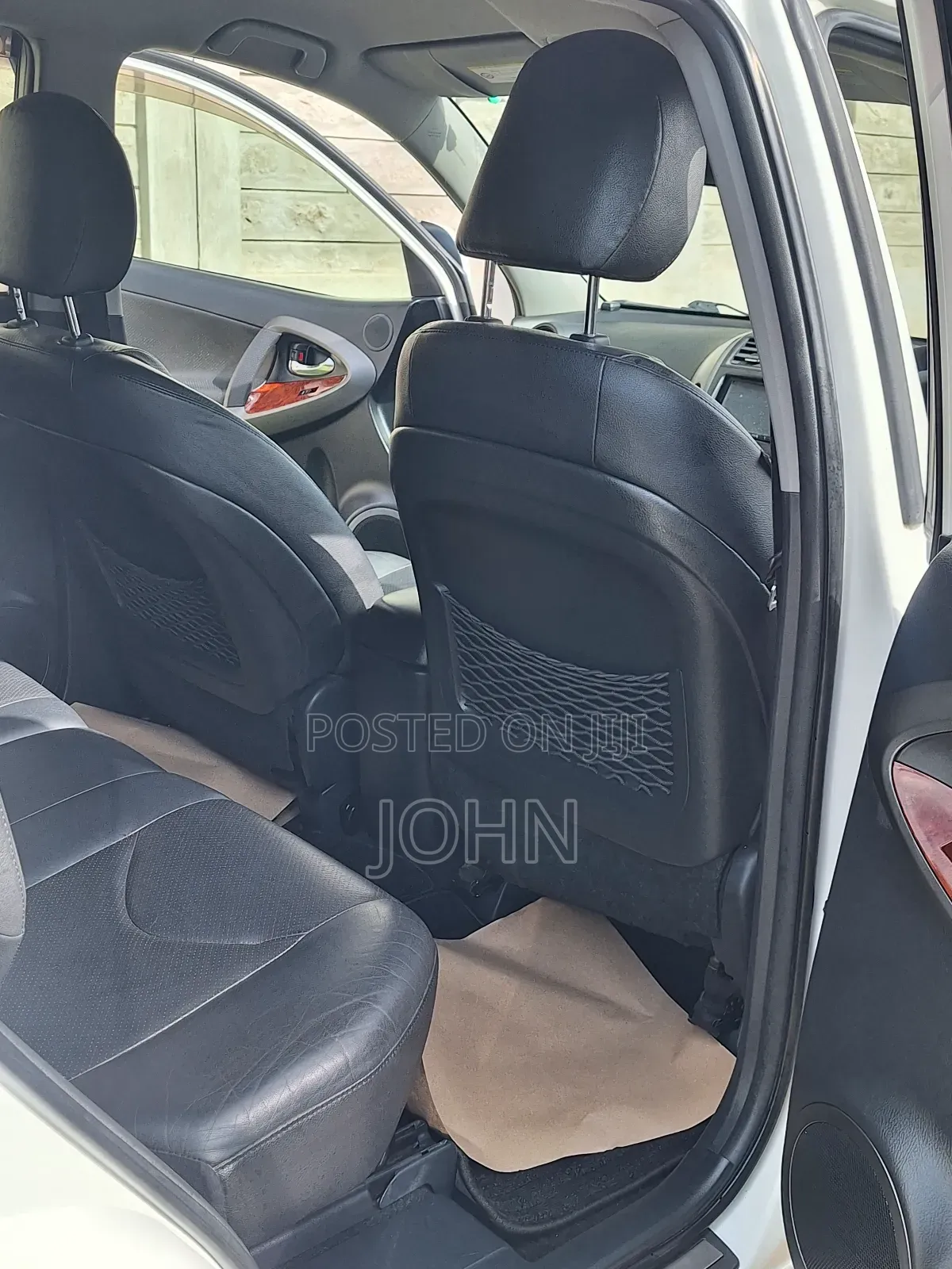 Toyota Vanguard 2012 Pearl