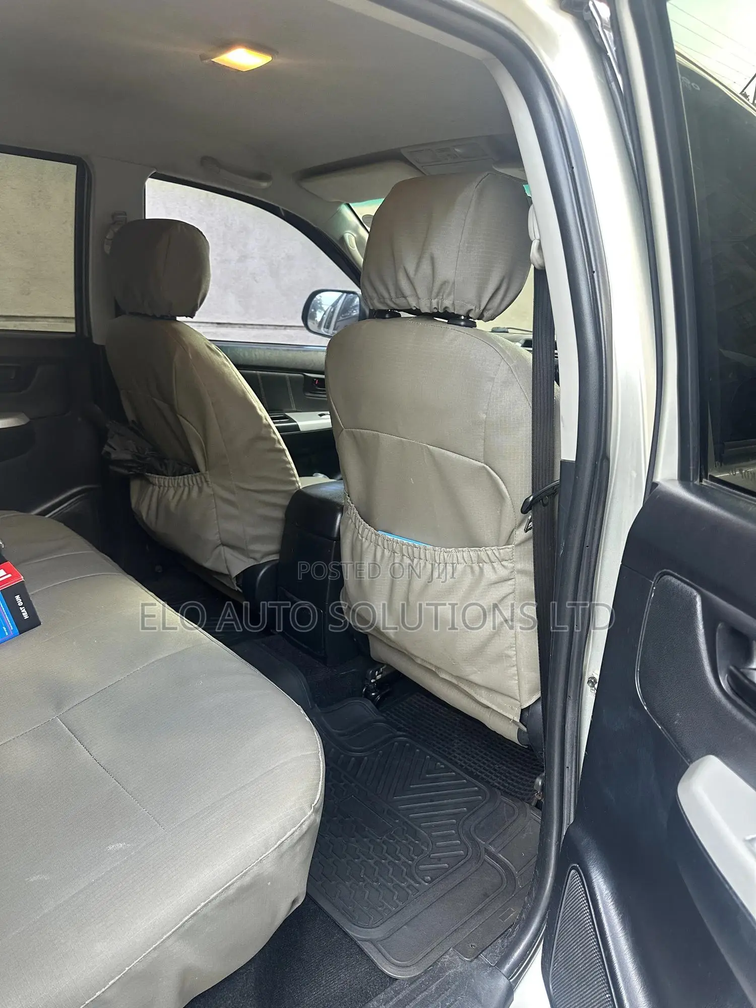 Toyota Hilux SR 4x4 2015 Silver