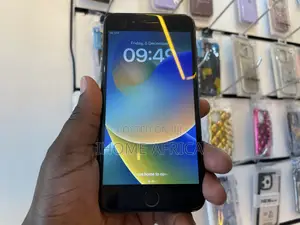 Apple iPhone 8 Plus 64 GB Black