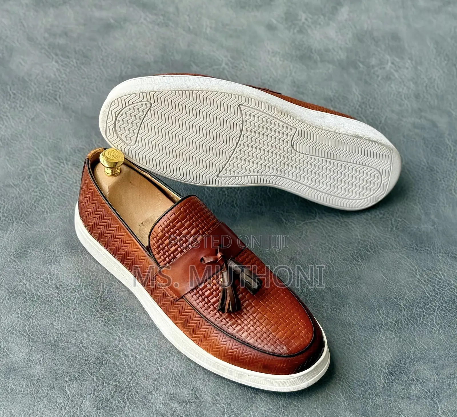 Leather Horsebit Loafers With a Textured Scale Pattern Size 39-46
